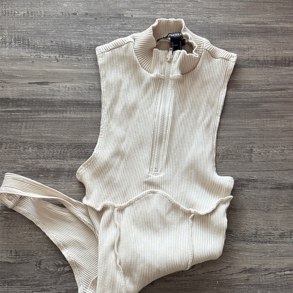 Forever 21 Cream Ribbed Bodysuit